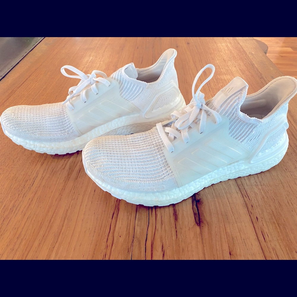 Adidas Men’s Ultra Boost size 10